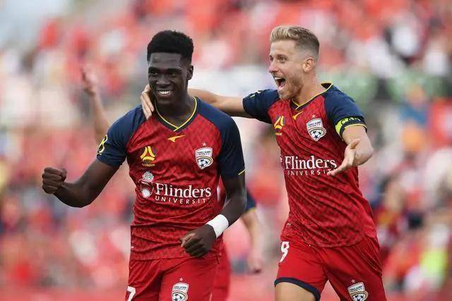 琼斯31+7+12吉林逆转战胜上海 王哲林24+12